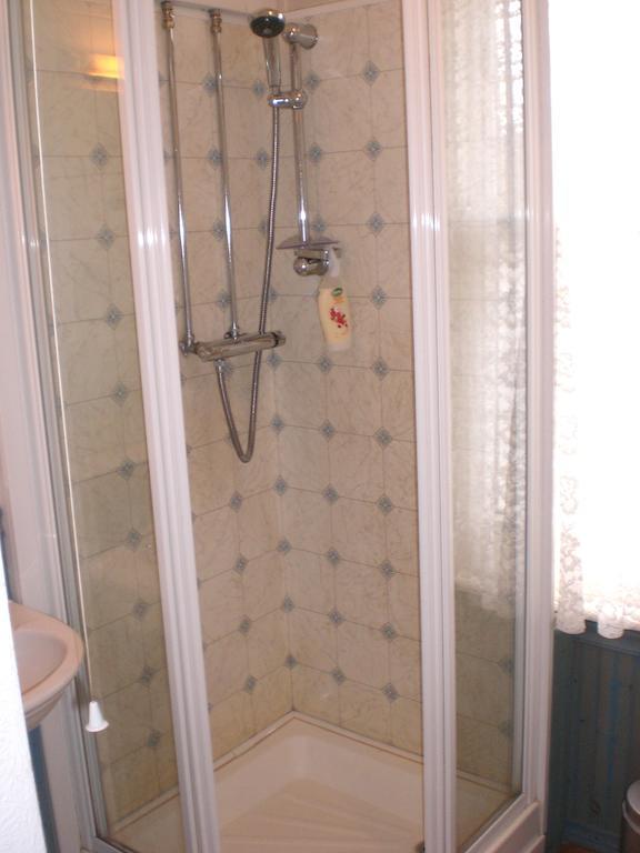 Melville Lodge Gatwick Horley Chambre photo